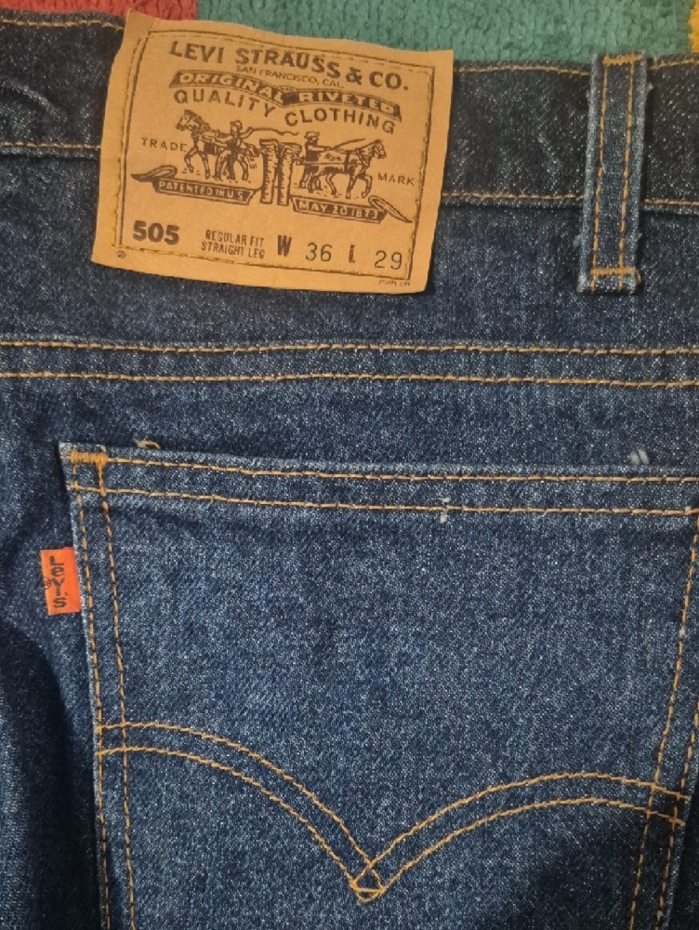 Vintage Levi's 505 Regular Fit Straight Leg - Picture 7 of 8